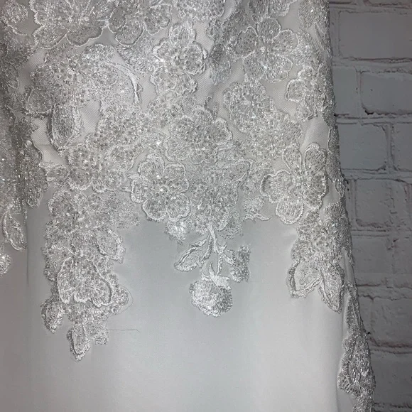 NEW Mori Lee Ailani Ivory Bridal Gown Wedding Dress Style 5873 Size 10 - Picture 8 of 16